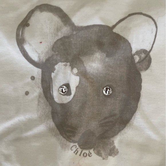 Chloé Onesie and matching Burp Cloth - Picture 6 of 7